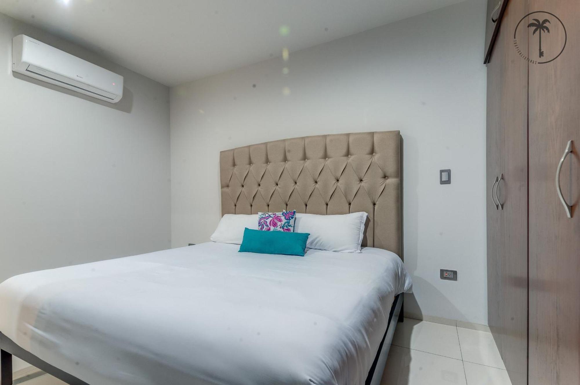 Alfa - Dpto 2 Hab En Zona Centrica Y Cerca De La Playa Apartman Mazatlán Kültér fotó